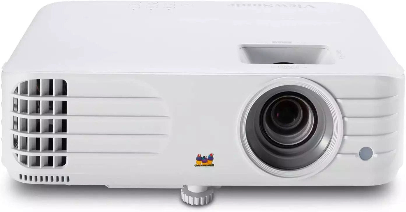TOP 5 Best Outdoor Projector - Affordable & Portable 4K (2020)