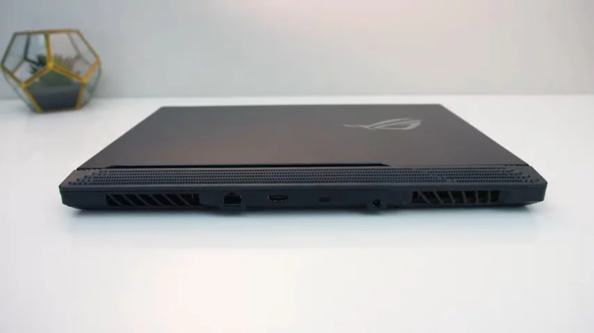 ASUS Scar 15 Gaming Laptop Review - Liquid Metal Gains?