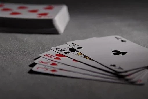 15 Ways to Win With a Bad Hand in a Poker Game