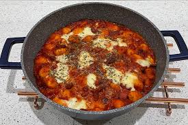The latest recipe  Chorizo ​​and Mozzarella Gnocchi vegetarian gnocchi bake