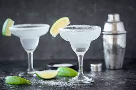 10 Great Cocktail Recipes You Should Know and Try at Home  how to make drink simple classic cocktail recipes