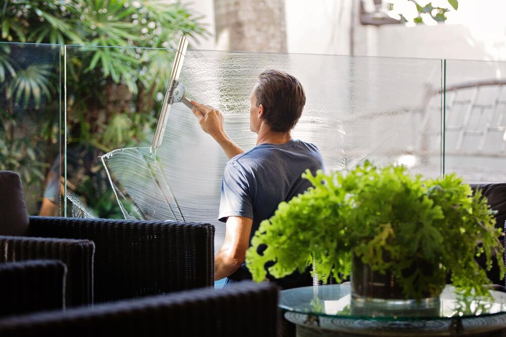 Window Cleaning Aberdeen - The Best Way To Keep Your Home Clean and tidy!