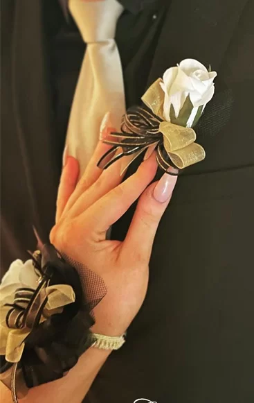 Formal Corsage Melbourne: What Is It? Why Do You Need One? How To Wear One