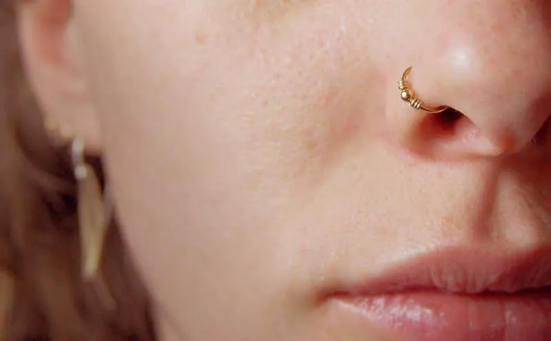 How to reopen a closed nose piercing