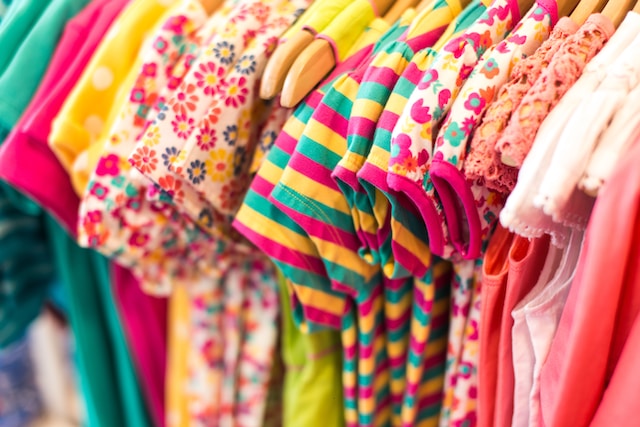 Benefits of Opting for a Baby Clothes Rental Subscription