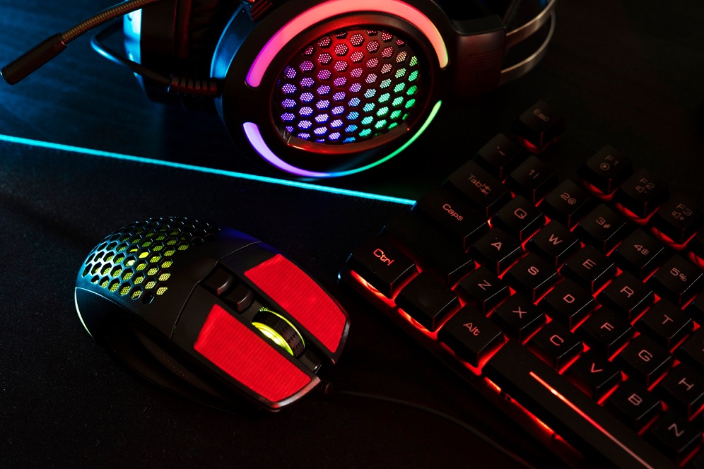Game Like a Pro: The Best Gaming Accessories You Need Right Now!