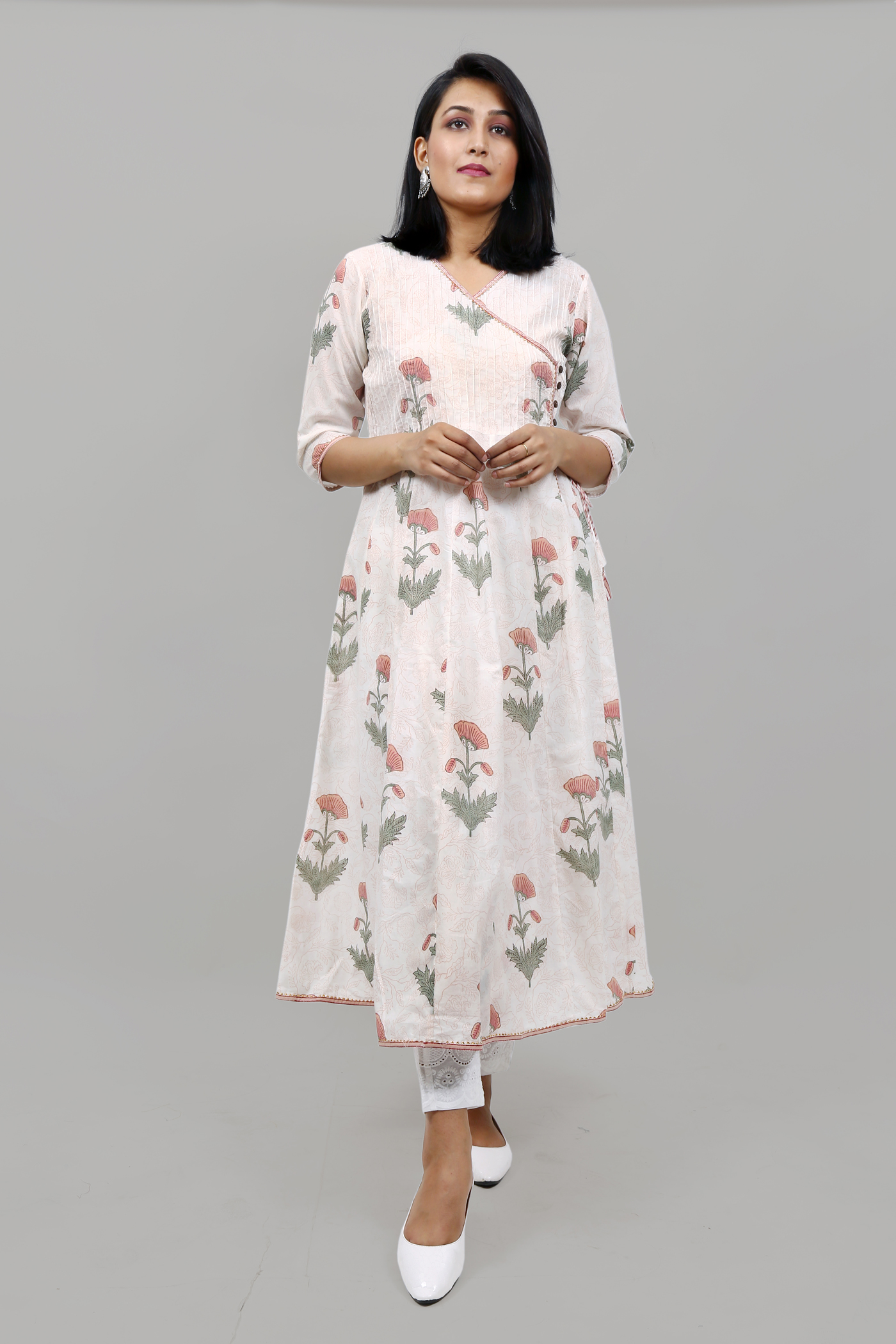 Dastkar is India's leading online store for unstitched dress material. We provide the latest designs and trends in dress material. Shop from a wide range of designs, fabrics, and colors to find the perfect match for your next outfit.