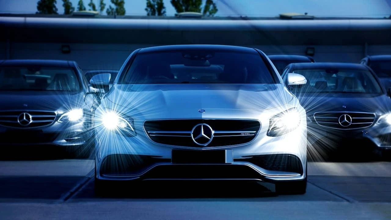 Light the Way: Choosing Headlights for Your Leased Car