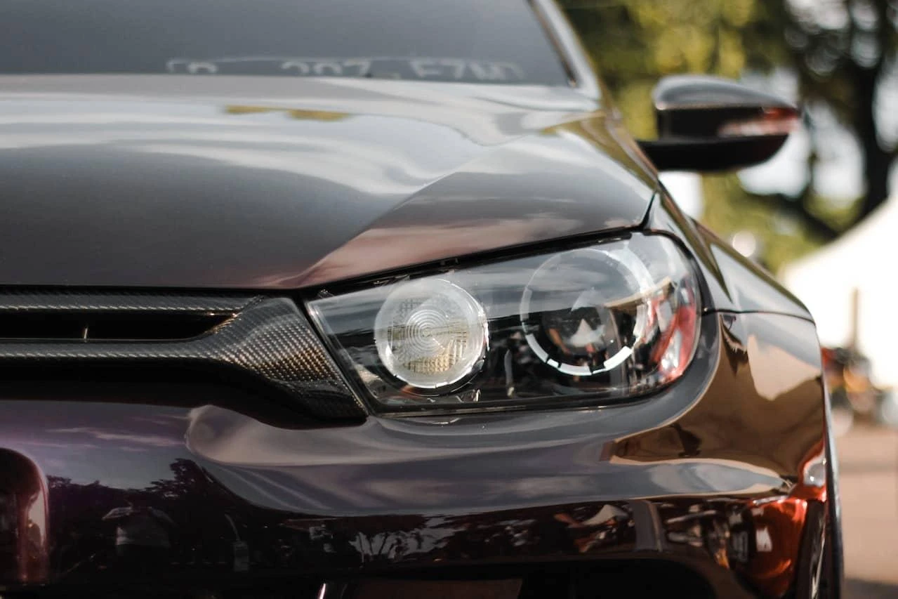 Light the Way: Choosing Headlights for Your Leased Car