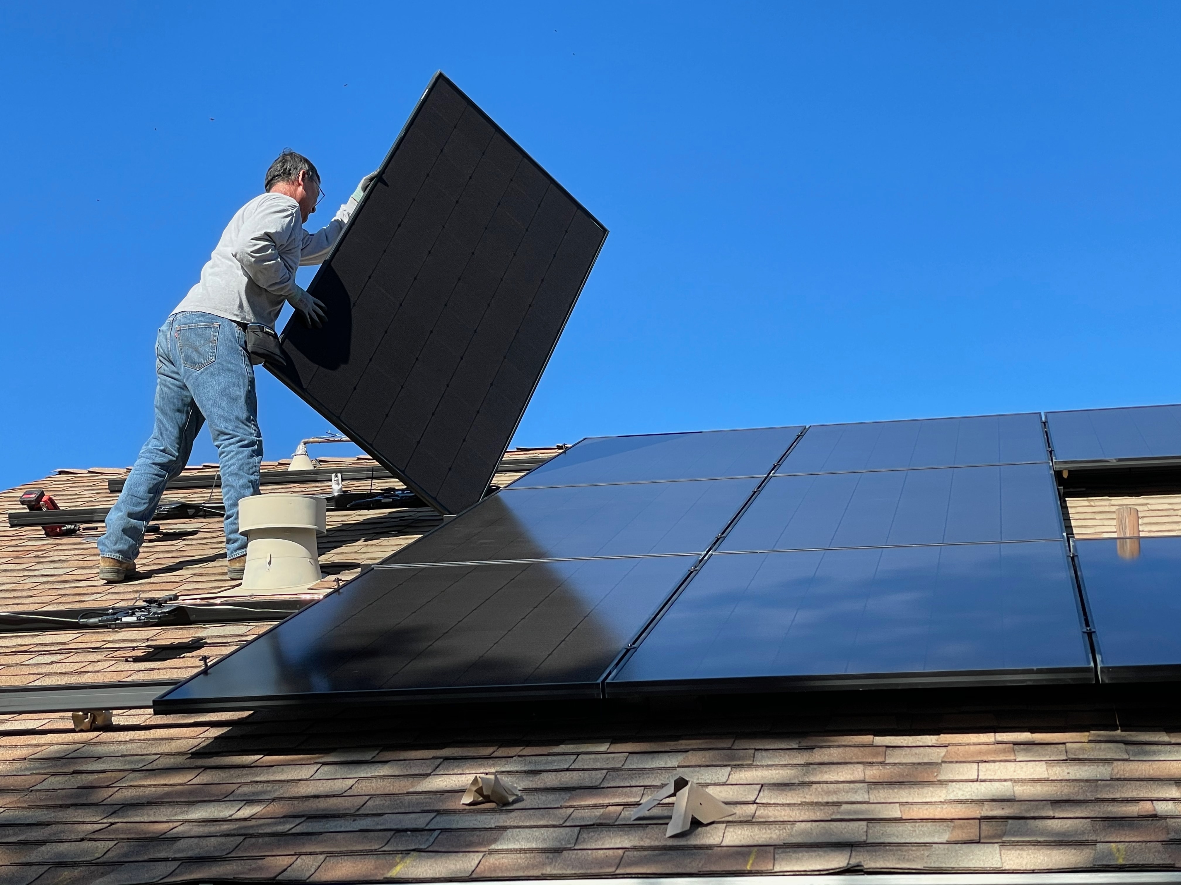 Switching to Solar: Cut Your Electricity Bills by 80% with Solar Panels