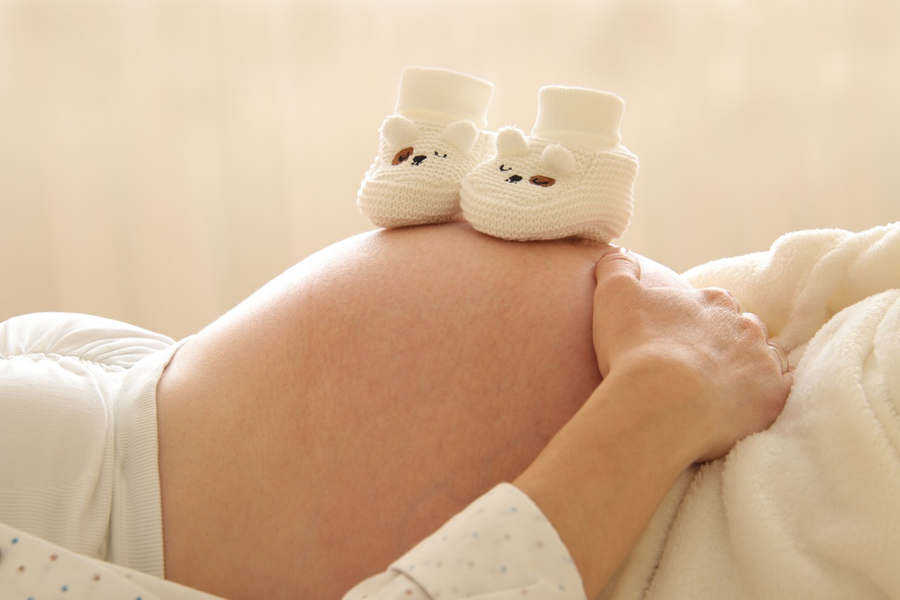 What Are the Key Factors to Consider When Selecting a Maternity Hospital?