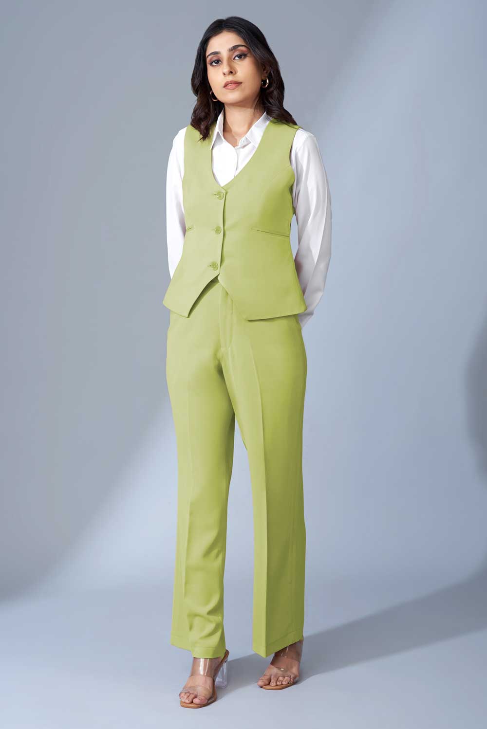 Empower Your Professional Image: Women's Blazers and Suits at JAey.in