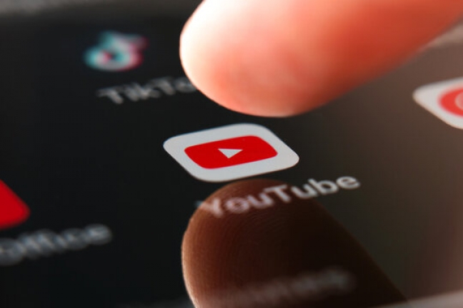 YouTube Shorts vs. TikTok: The Battle of Short Videos