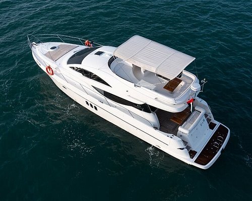 Renting a Yacht in Dubai: Tips and Tricks