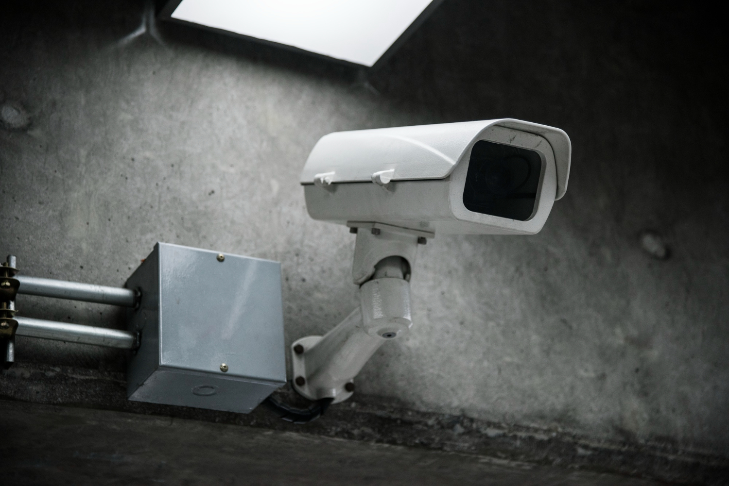 Towing the Line: Security Cameras vs Personal Privacy in Australian Spaces