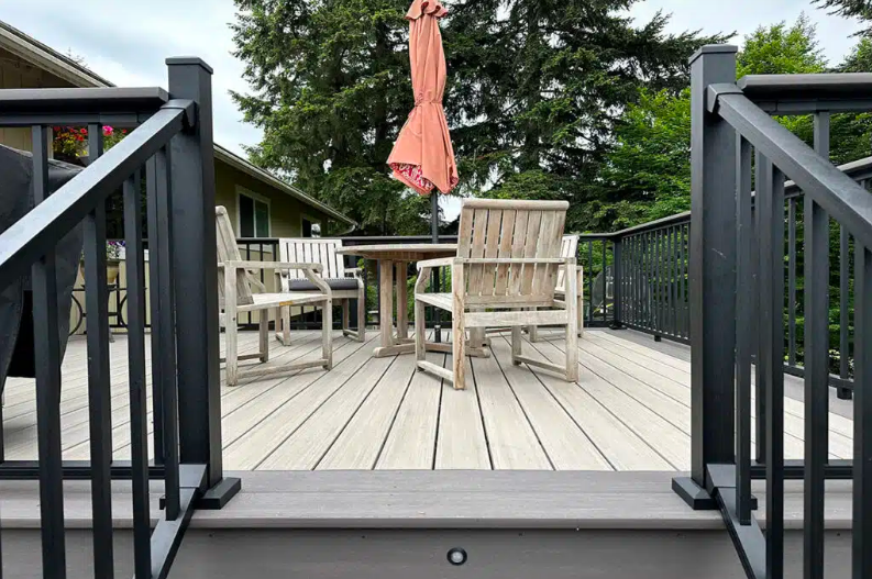 Sumner Deck Builders: Crafting Outdoor Escapes