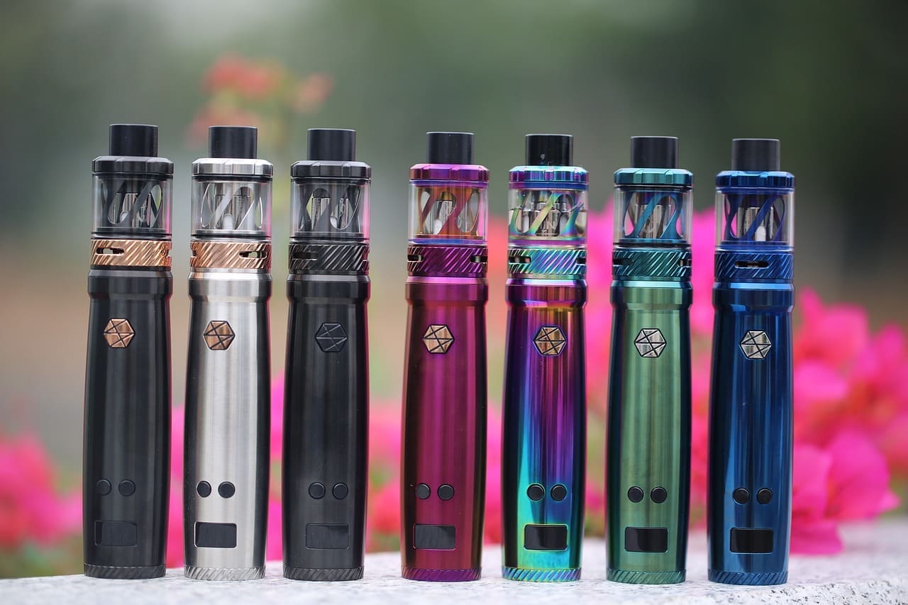 Navigating the Vaping Landscape: Unveiling the Benefits of Shopping at an Online Vape Store