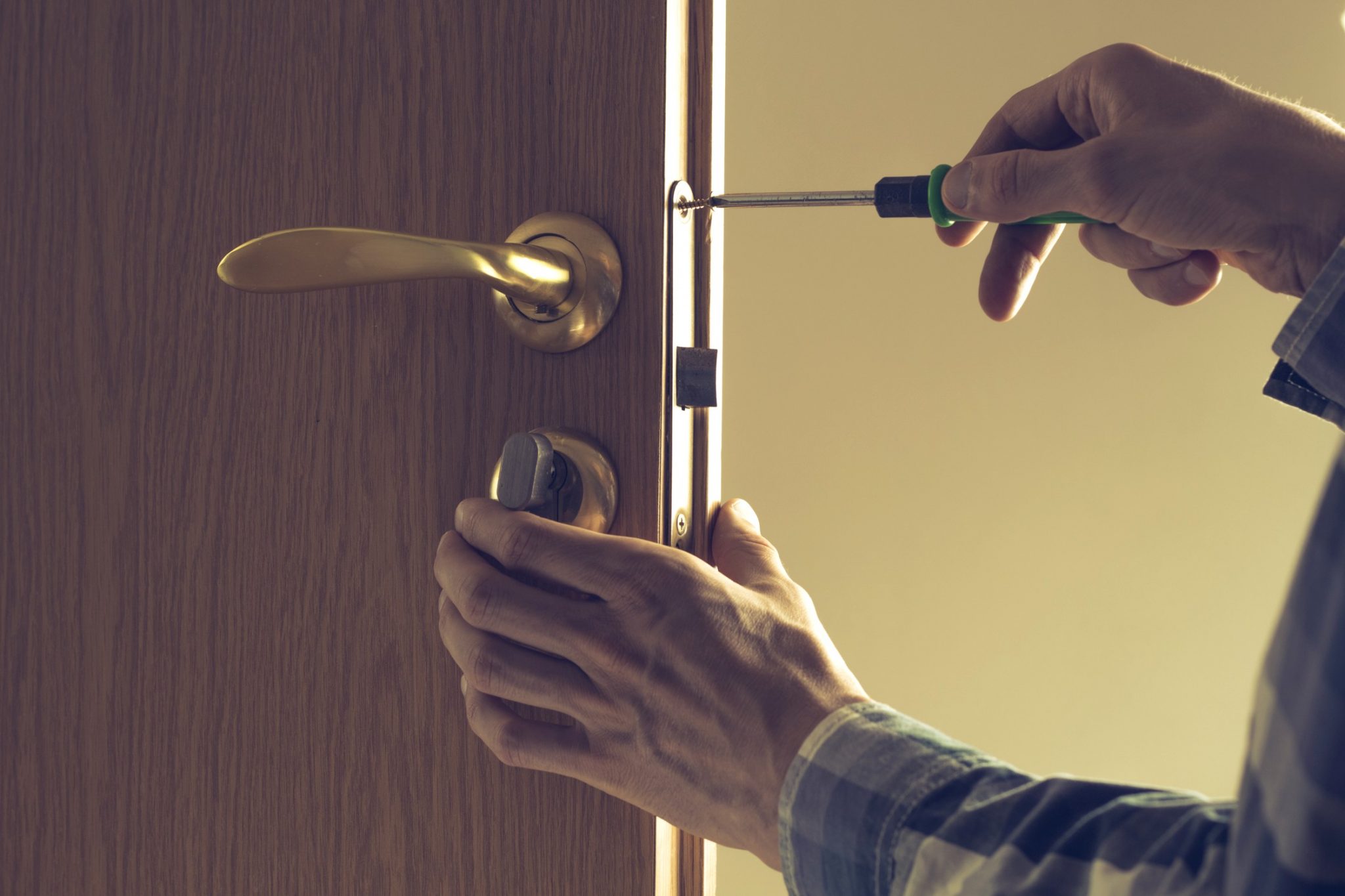 Choosing The Best Locksmith Services in Kent WA For Your Business