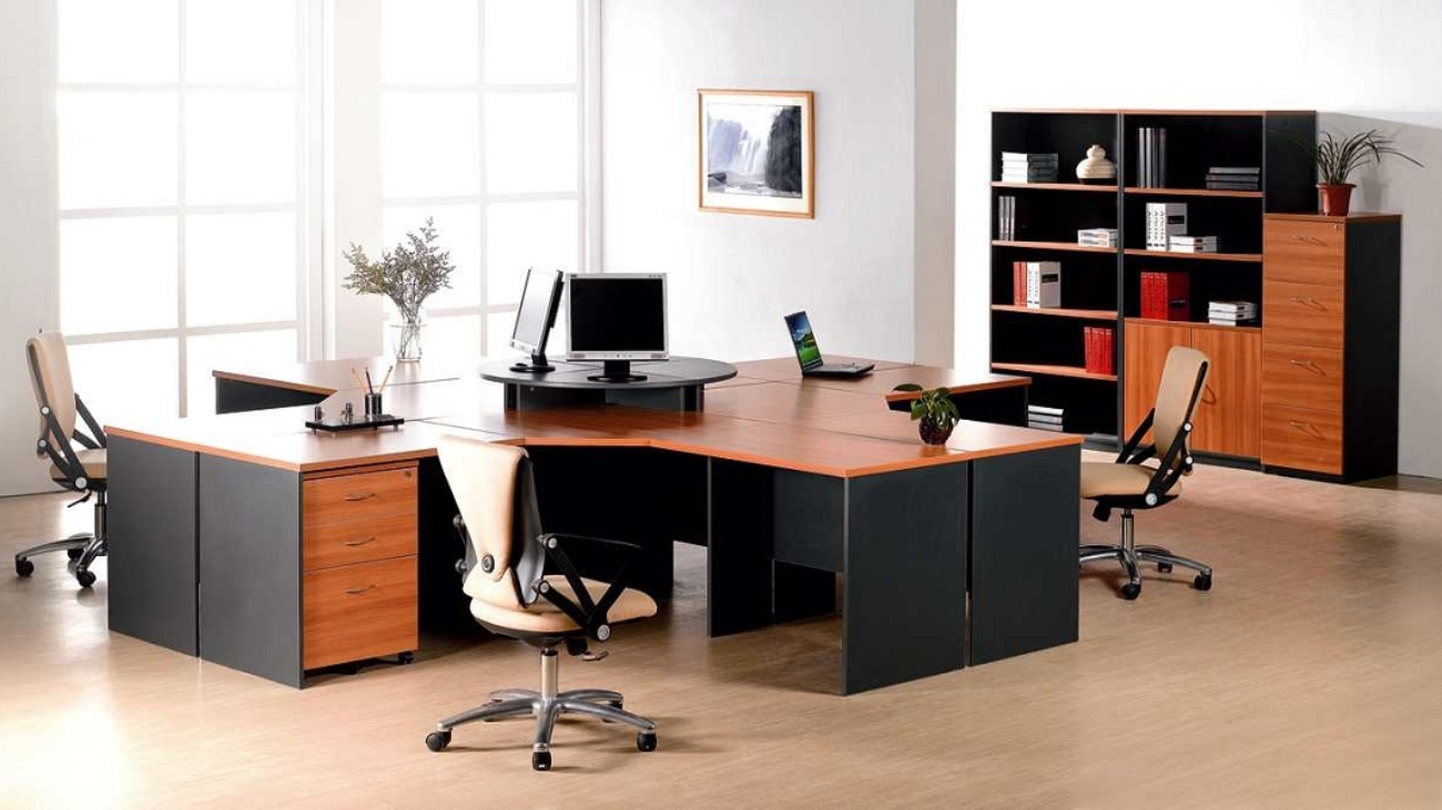 The Ultimate Office Furniture Guide: Choosing the Right Pieces for Your Workspace