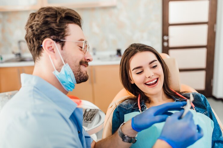 Smile Brighter with the Leading Dentist Services in Aurora