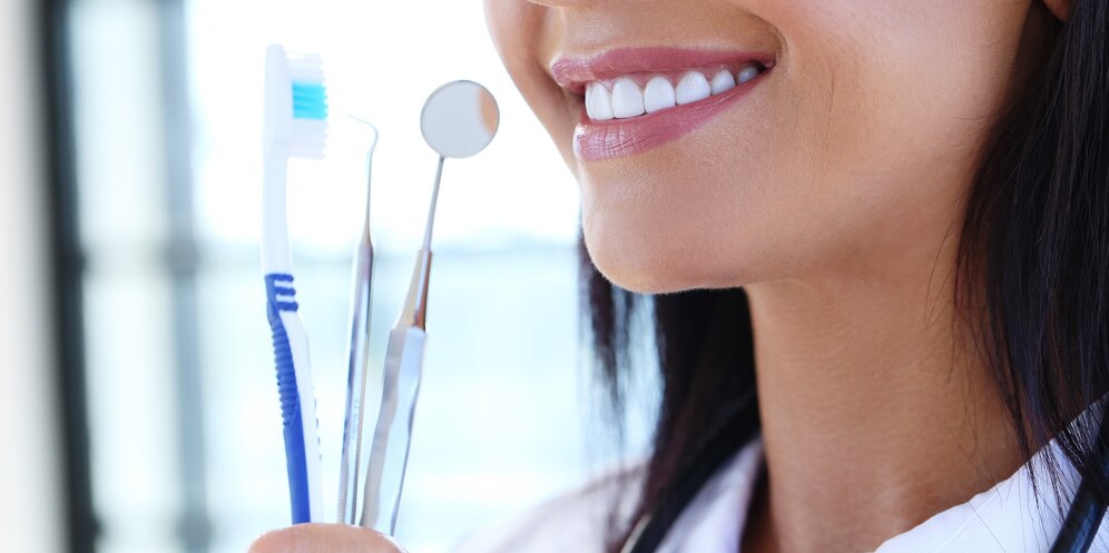 Smile Brighter with the Leading Dentist Services in Aurora