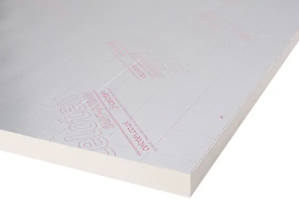 Comparing Celotex XR4000 Insulation Board to Traditional Insulation Materials: