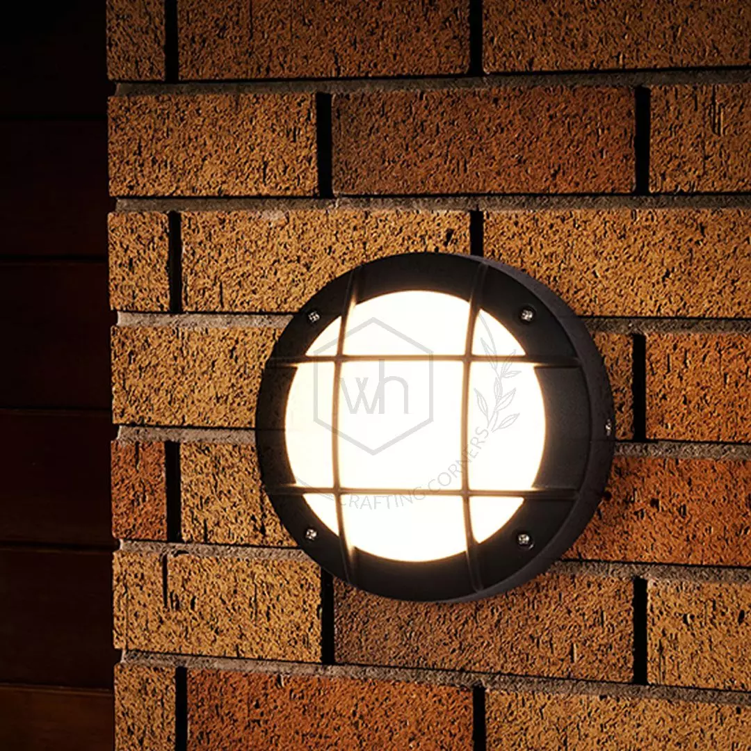 Choosing the Right Outdoor Lighting: Decorative, Wall-Mounted, Exterior