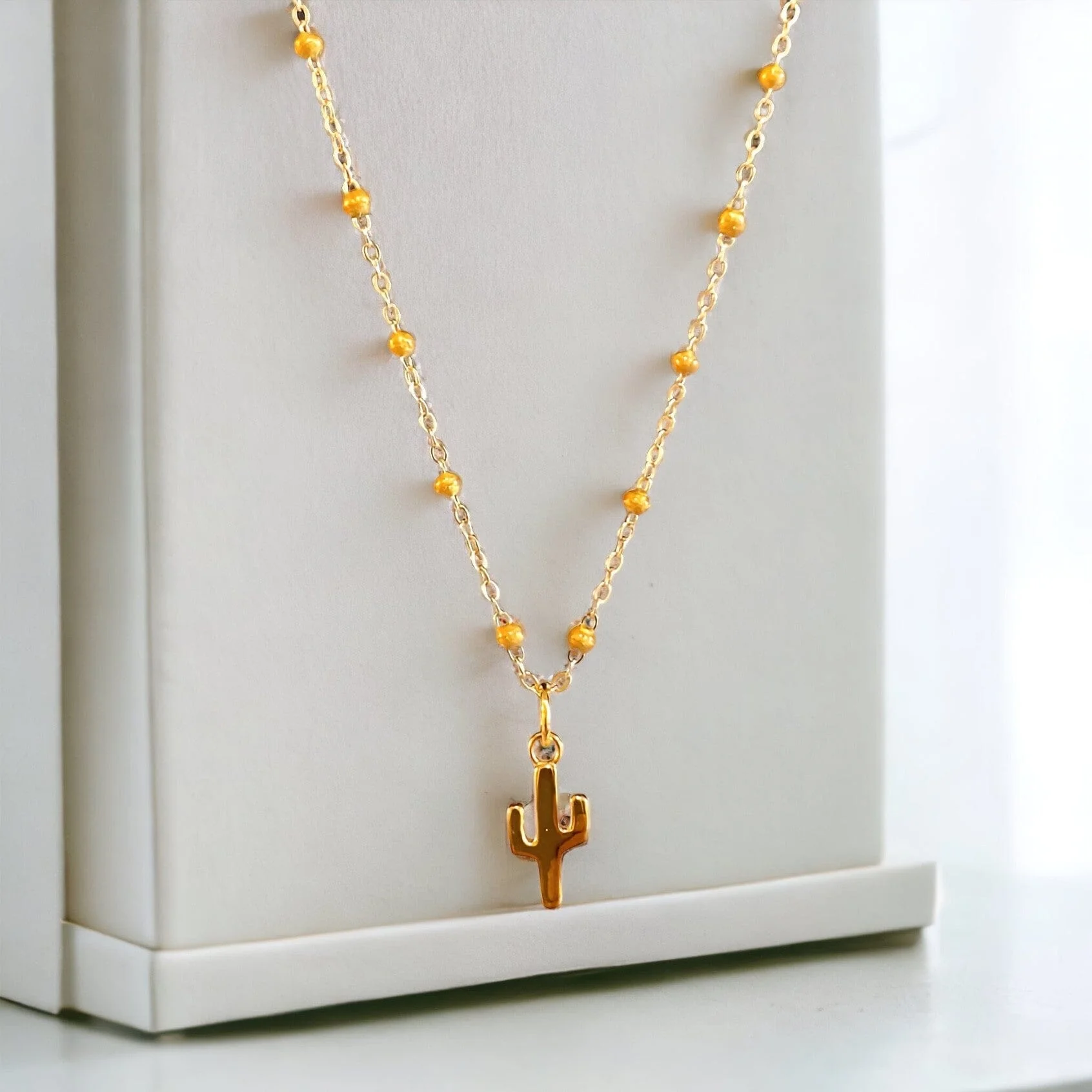Reveal Elegance: The Allure of Gold Cactus Necklaces