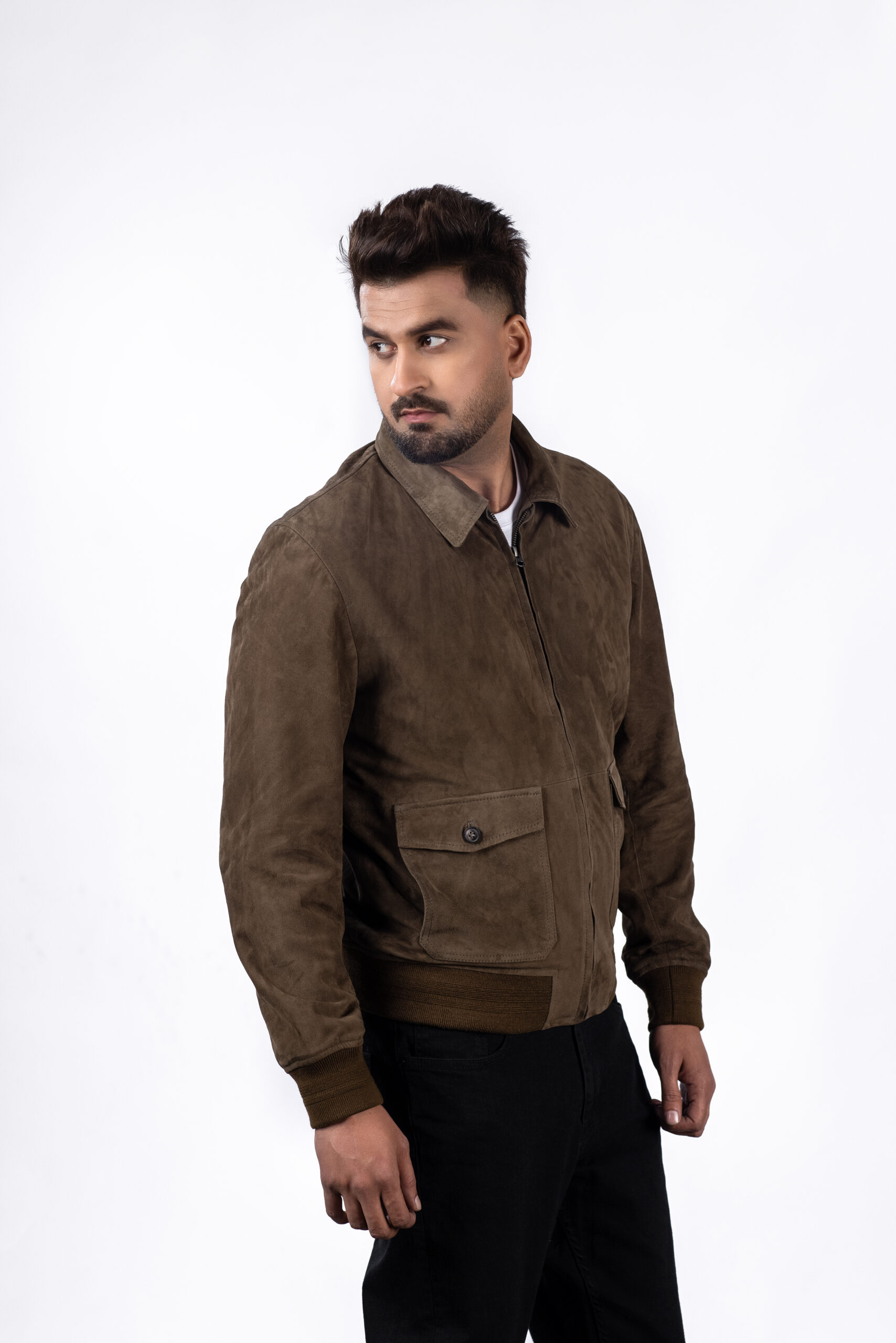 The Versatile Charm of Men's Olive Jackets: A Stylish Addition to Every Wardrobe