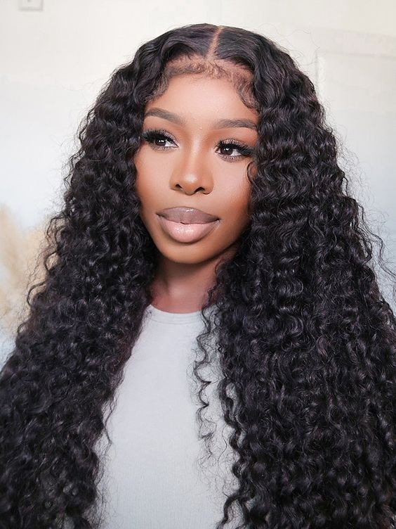 Exploring the World of Wigs for Natural Looking Wavy Hair Wigs