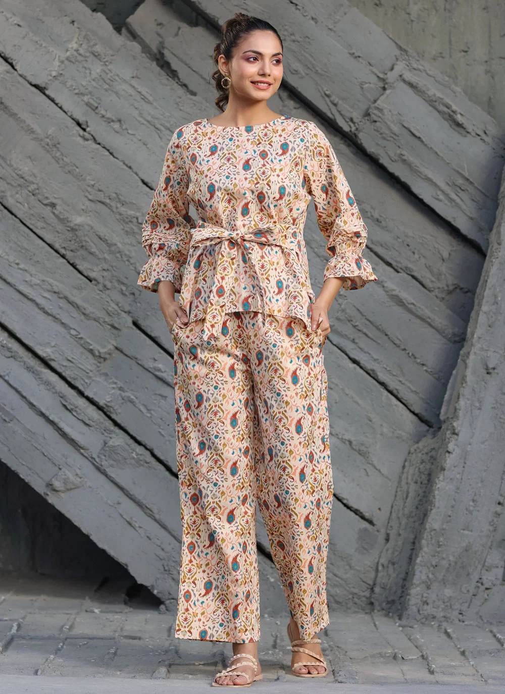 Elevate Your Style with SareeSaga Buy Kurti Online India