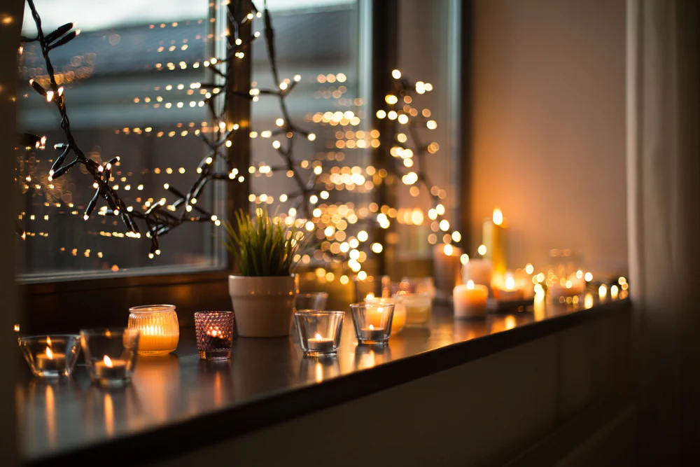 Gifts of Warmth: Perfect Candles for Sharing with Friends