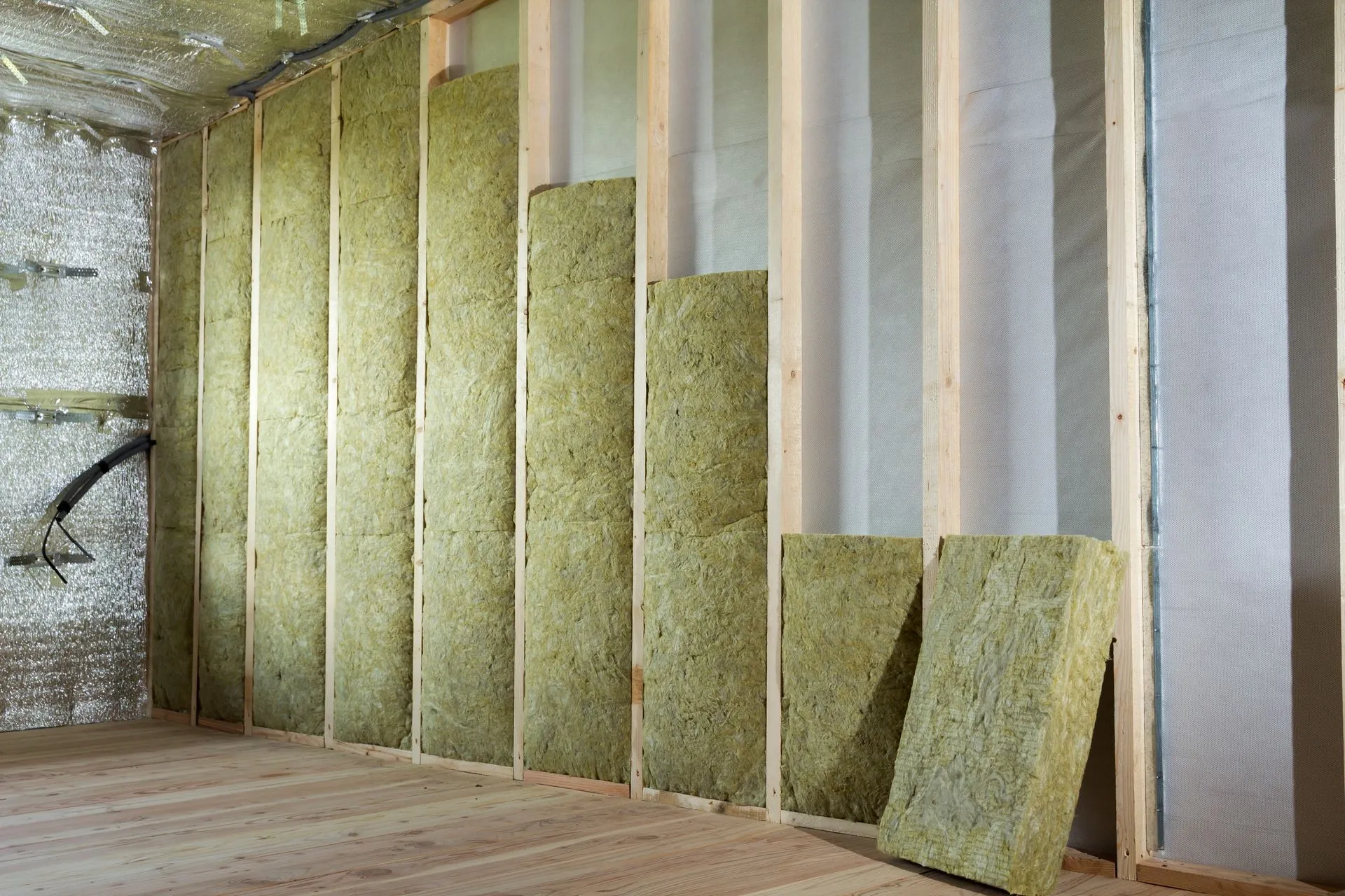 5 Sustainable Benefits of Using Pink Batts for Insulation