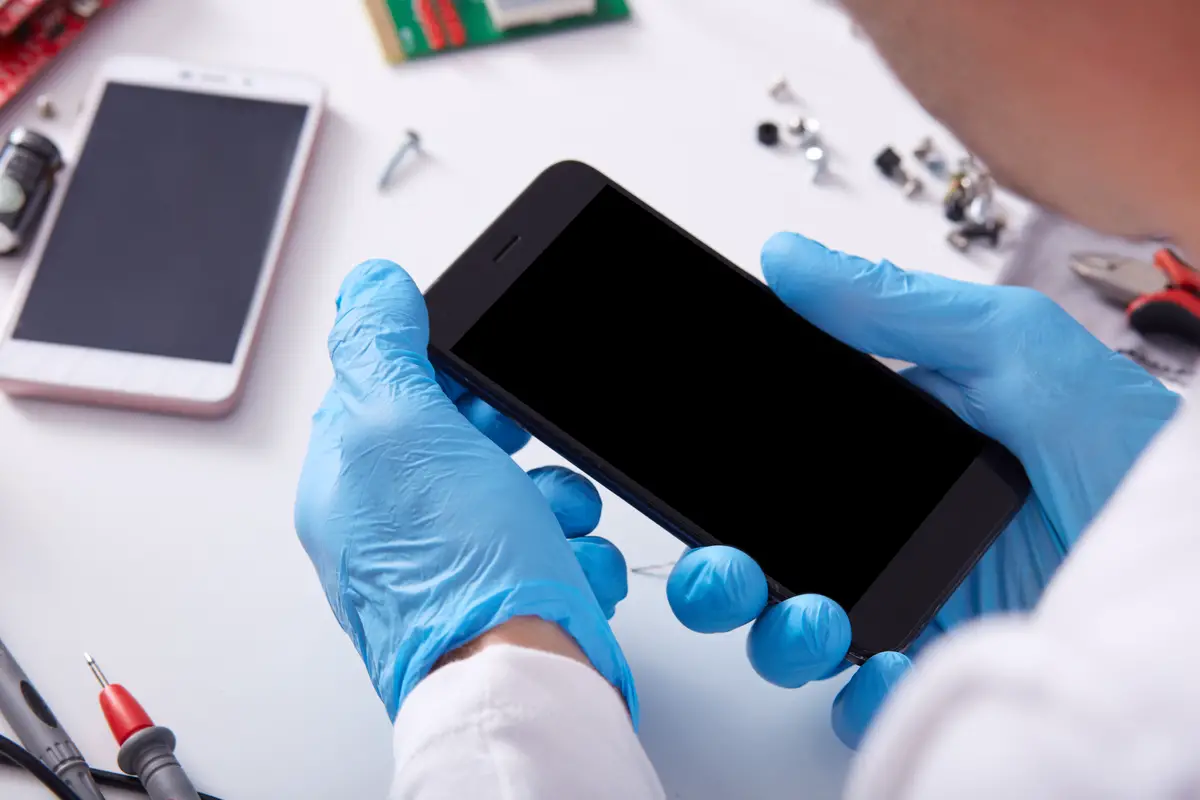 Is Repairing Your Cell Phone Worth It?